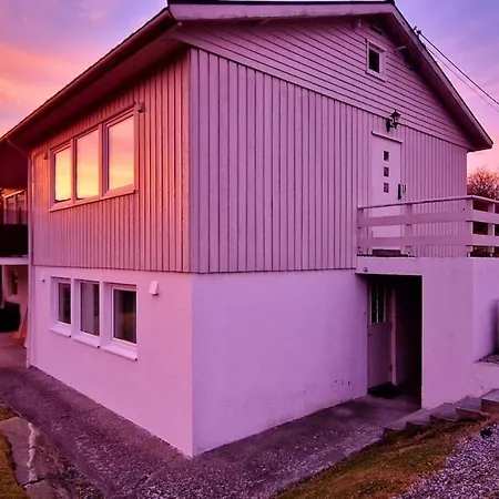 Rancho With King Size Bed דירה