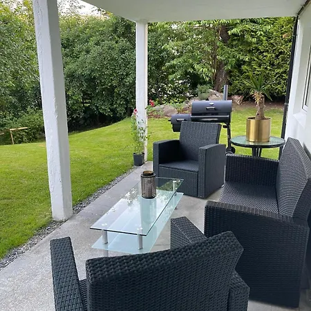 Rancho With King Size Bed דירה