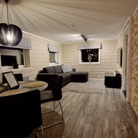 Rancho With King Size Bed * Sula (More og Romsdal)