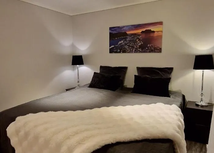 Rancho With King Size Bed Sula (More og Romsdal)